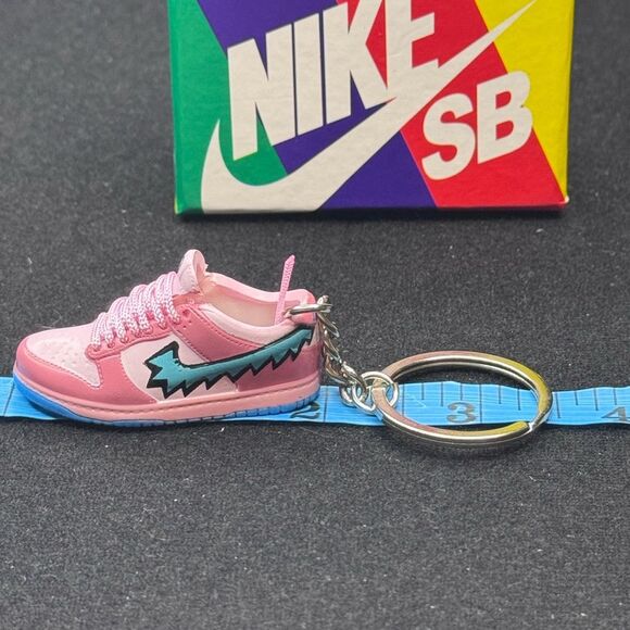 Kids Pink Keychain Shoe - Picture 5 of 9